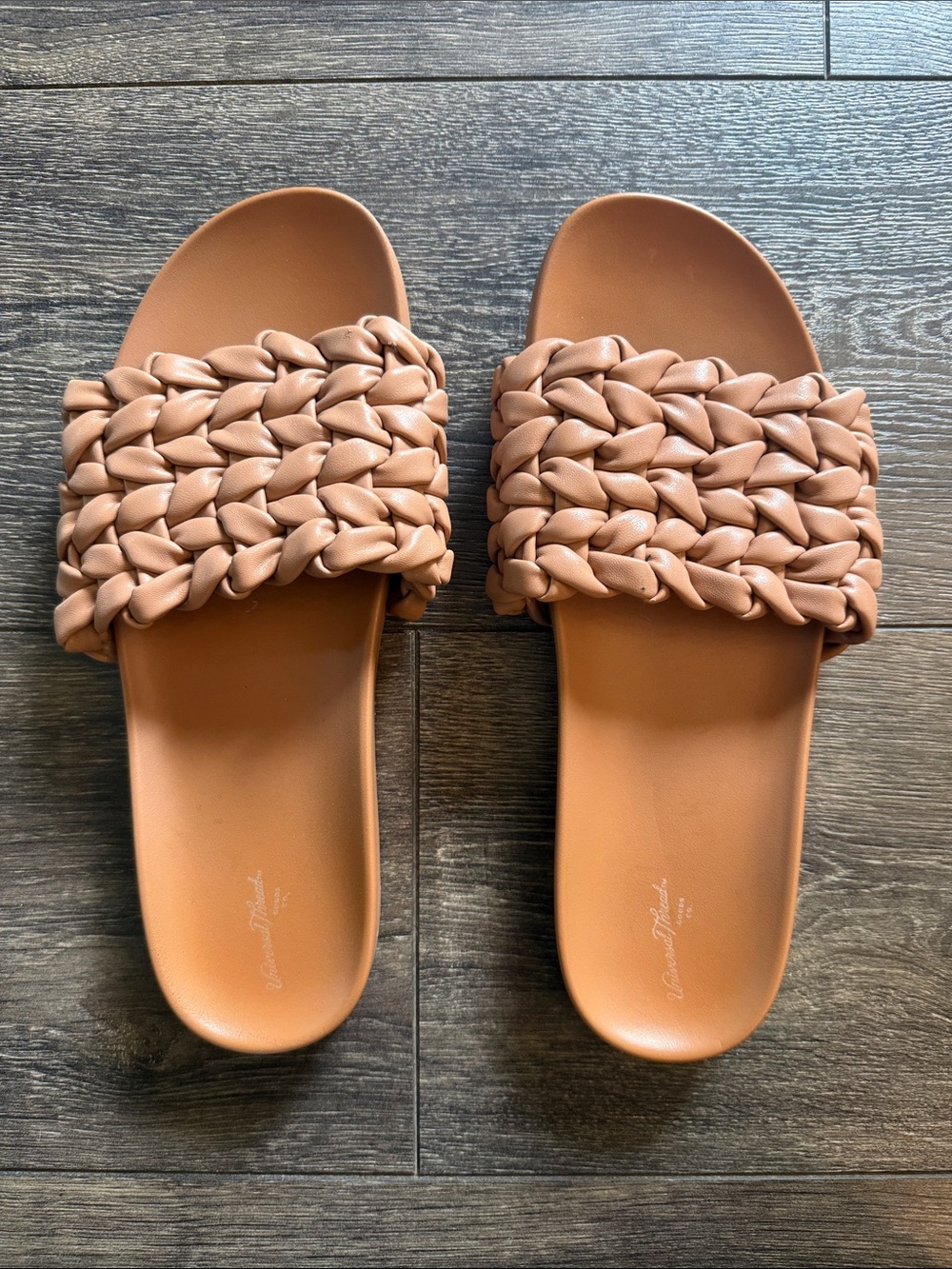 Universal Thread Woven Slide Sandals in Cognac